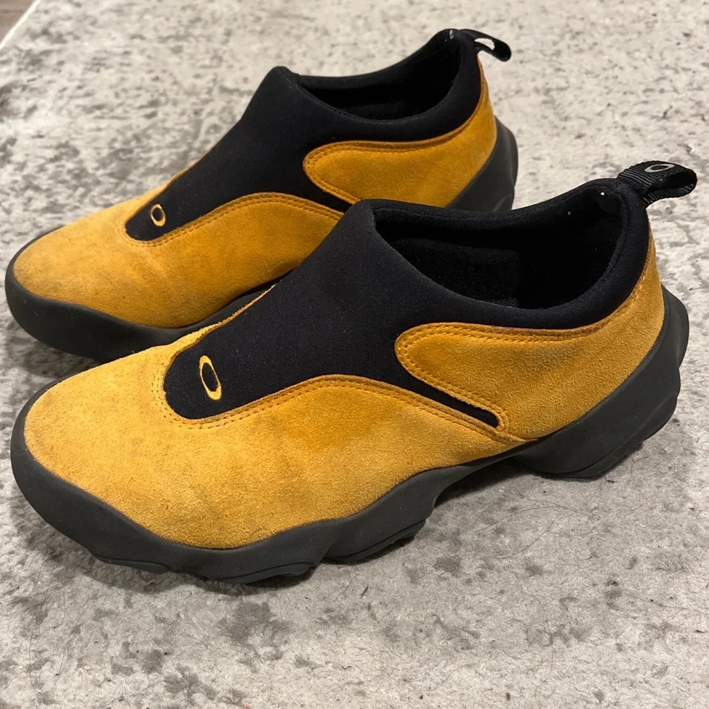 Oakley | Shoes | Oakley Flesh Vintage Slip On Sneakers | Poshmark